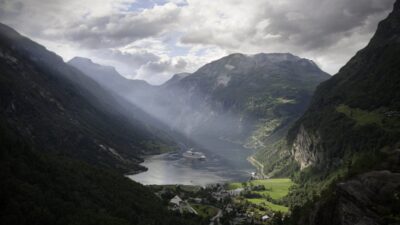 cruise skip cruiseskip Geirangerfjorden